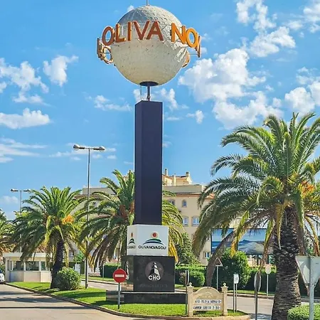 Oliva Nova-amplio Con Gran Terraza Appartement